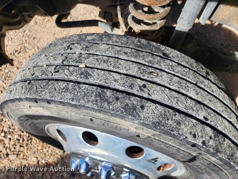 image for item KC9712 2012 Ford F450 Super Duty  flatbed truck