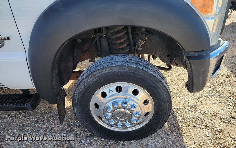 image for item KC9712 2012 Ford F450 Super Duty  flatbed truck