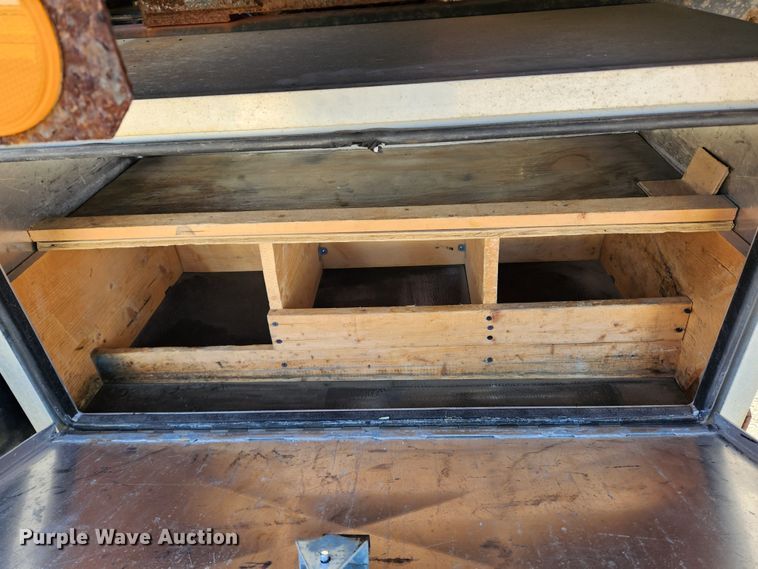 image for item KT9478 1999 GMC C6500  dump flatbed truck