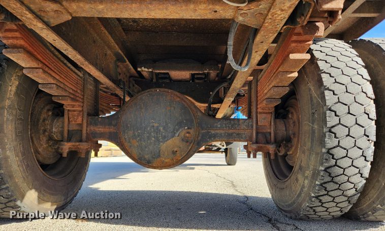 image for item KT9478 1999 GMC C6500  dump flatbed truck