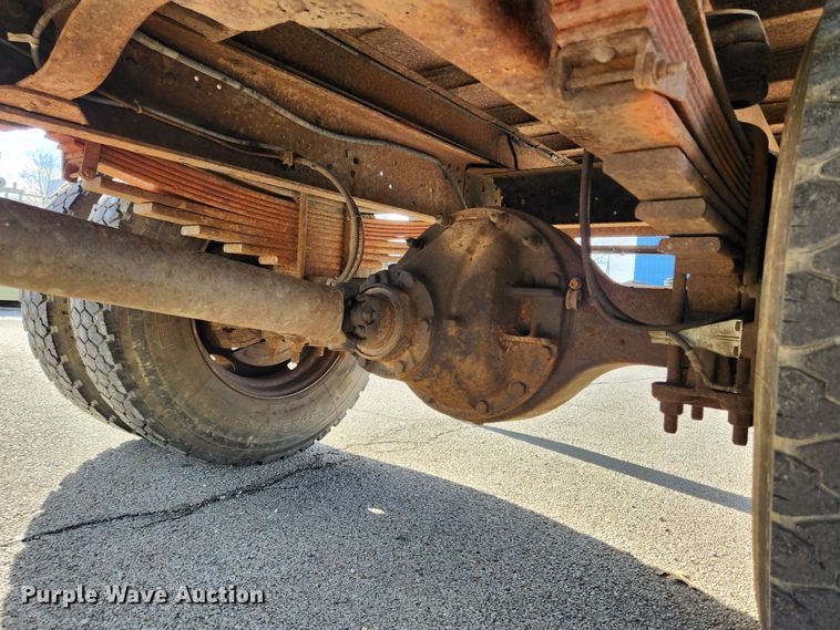 image for item KT9478 1999 GMC C6500  dump flatbed truck