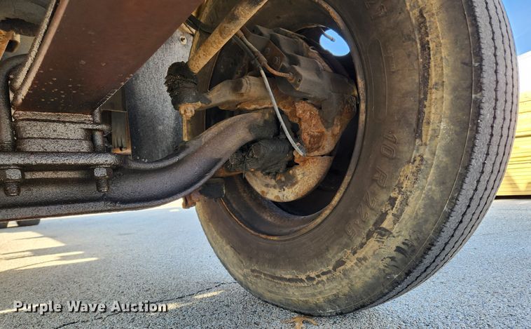 image for item KT9478 1999 GMC C6500  dump flatbed truck