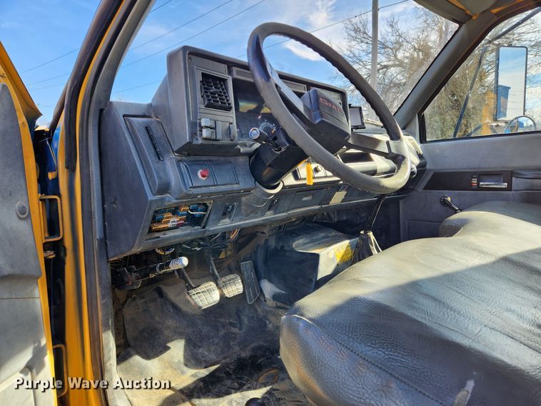 image for item KT9478 1999 GMC C6500  dump flatbed truck