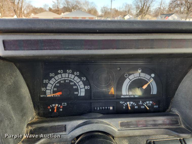 image for item KT9478 1999 GMC C6500  dump flatbed truck