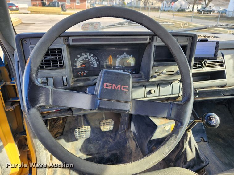 image for item KT9478 1999 GMC C6500  dump flatbed truck