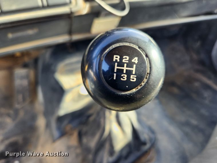 image for item KT9478 1999 GMC C6500  dump flatbed truck