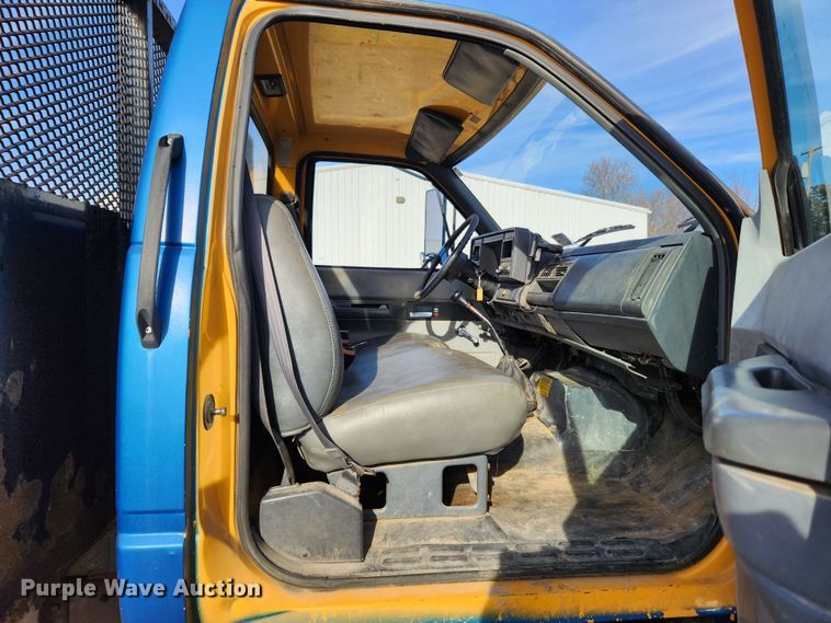 image for item KT9478 1999 GMC C6500  dump flatbed truck