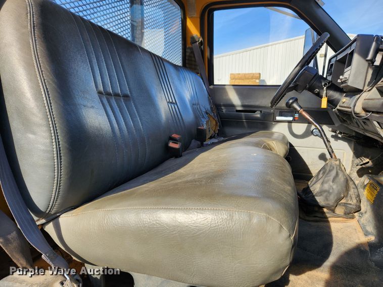 image for item KT9478 1999 GMC C6500  dump flatbed truck