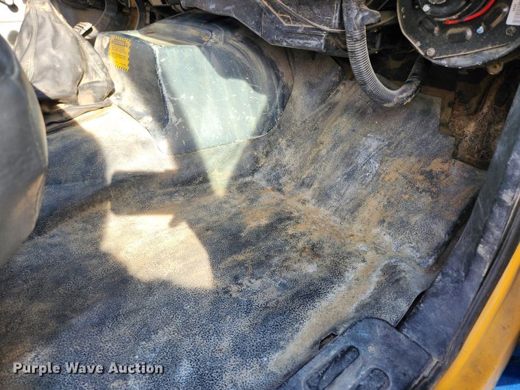 image for item KT9478 1999 GMC C6500  dump flatbed truck