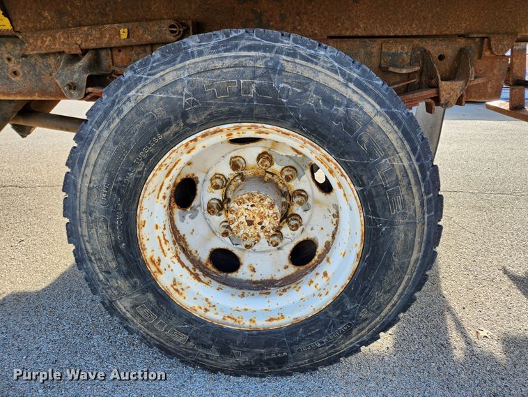 image for item KT9478 1999 GMC C6500  dump flatbed truck