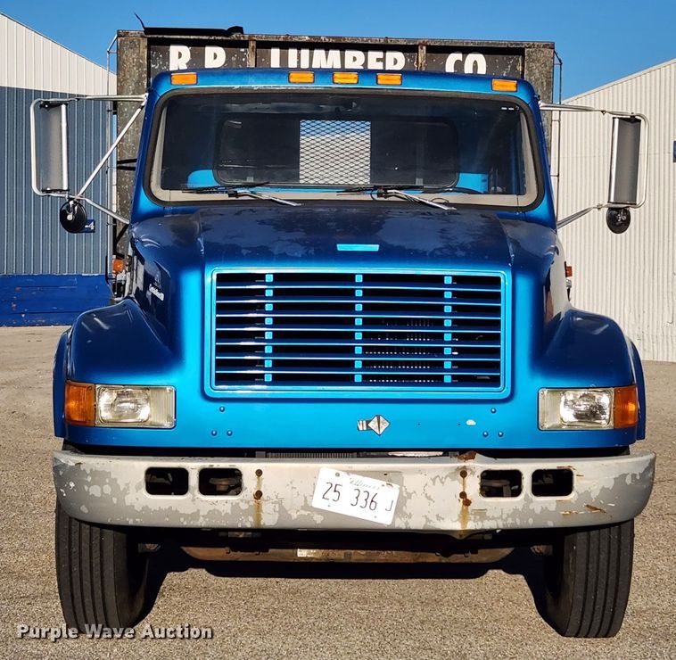 image for item KT9480 1998 International 4700  dump flatbed truck