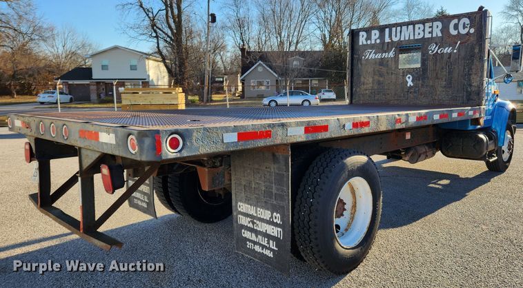 image for item KT9480 1998 International 4700  dump flatbed truck