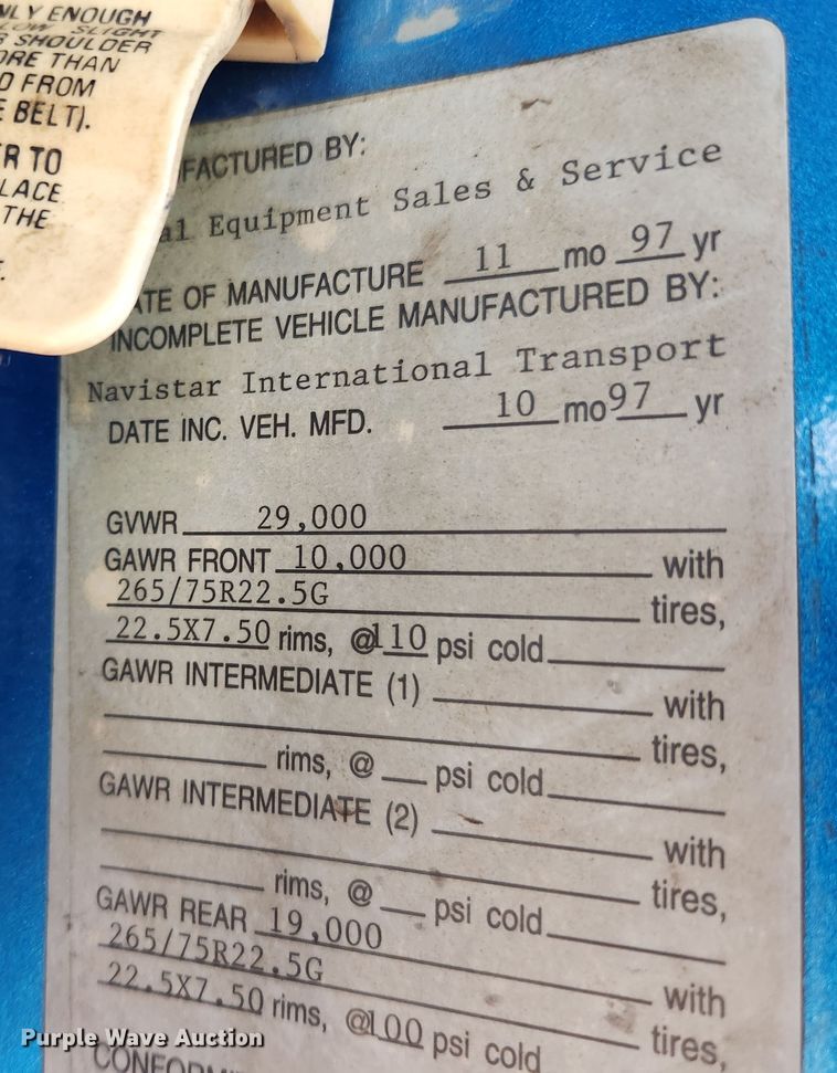 image for item KT9480 1998 International 4700  dump flatbed truck