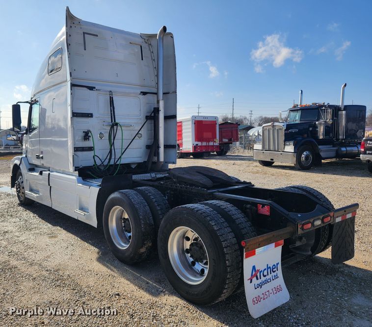 image for item KT9503 2016 Volvo VNL  semi truck