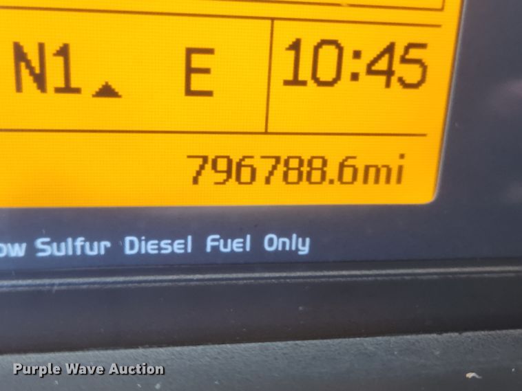 image for item KT9503 2016 Volvo VNL  semi truck