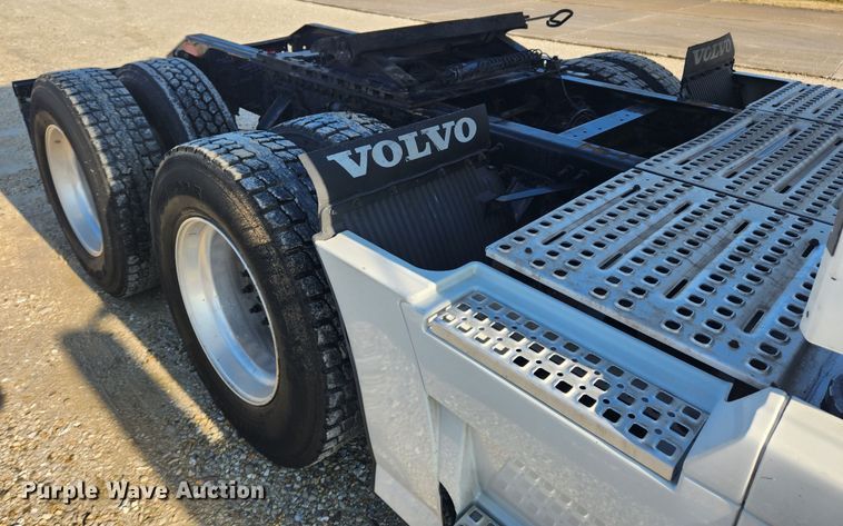 image for item KT9503 2016 Volvo VNL  semi truck