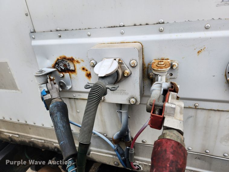 image for item KT9514 2005 Wabash  dry van trailer