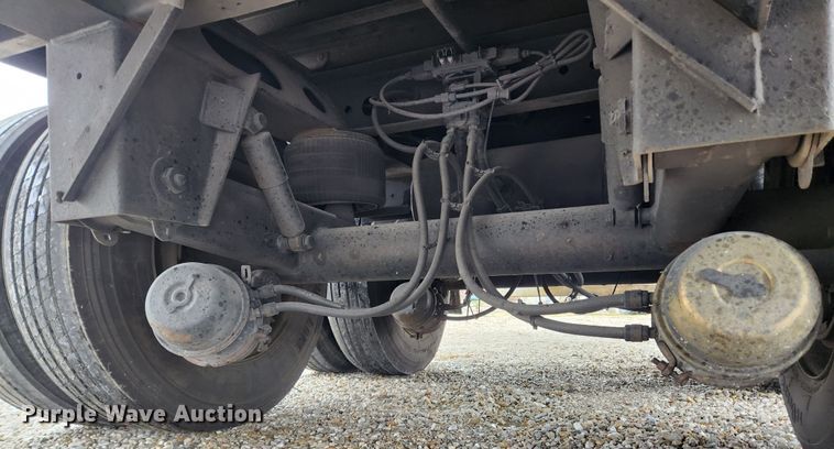 image for item KT9514 2005 Wabash  dry van trailer