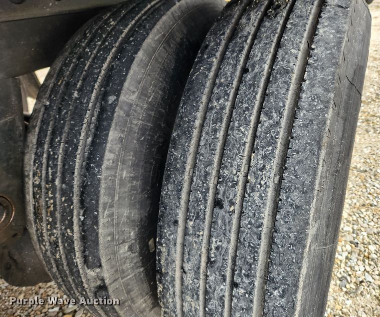 image for item KT9514 2005 Wabash  dry van trailer