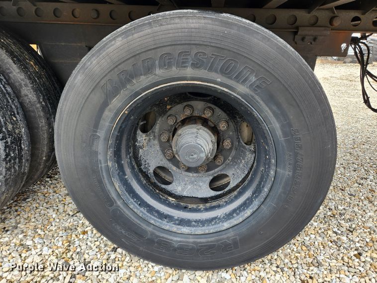 image for item KT9514 2005 Wabash  dry van trailer