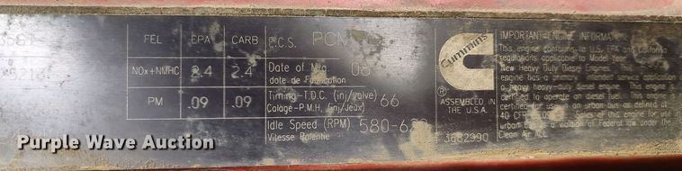 image for item LA9288 2006 International 9200i  semi truck