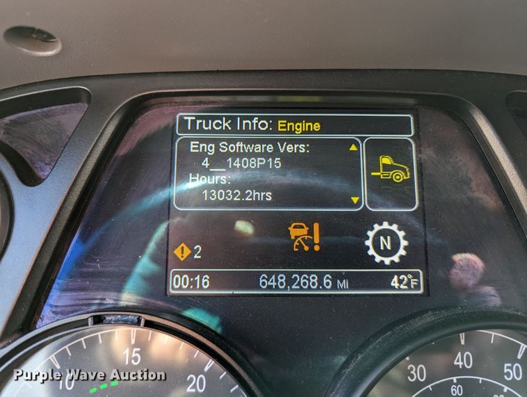 image for item LP9150 2017 Peterbilt 579 semi truck