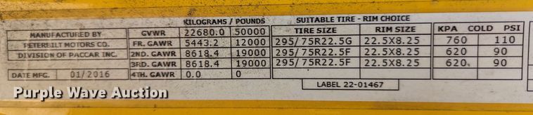 image for item LP9150 2017 Peterbilt 579 semi truck