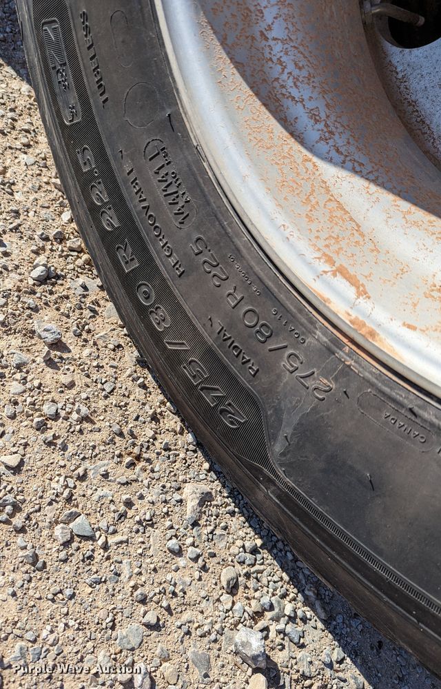 image for item LP9152 2016 Peterbilt 579 semi truck