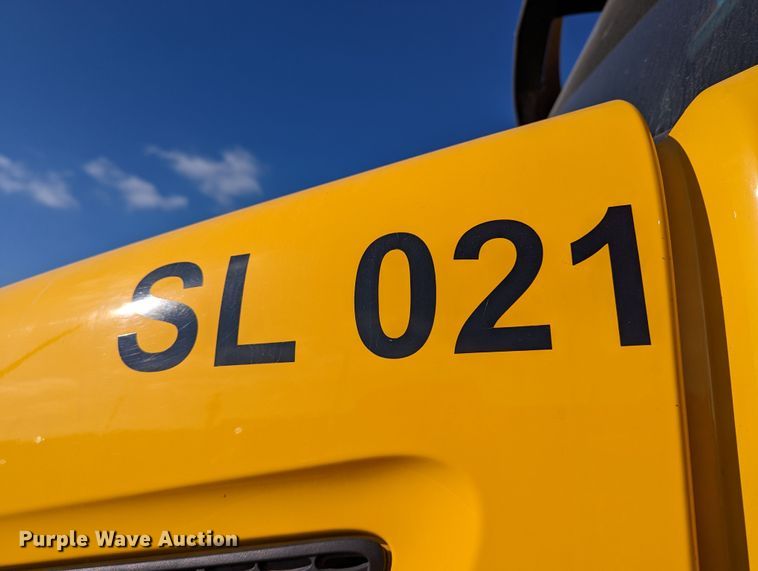 image for item LP9153 2018 Peterbilt 579  semi truck