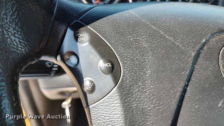 image for item LP9155 2018 Freightliner Cascadia 125 semi truck