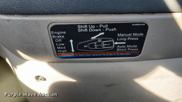 image for item LP9155 2018 Freightliner Cascadia 125 semi truck