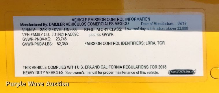 image for item LP9155 2018 Freightliner Cascadia 125 semi truck