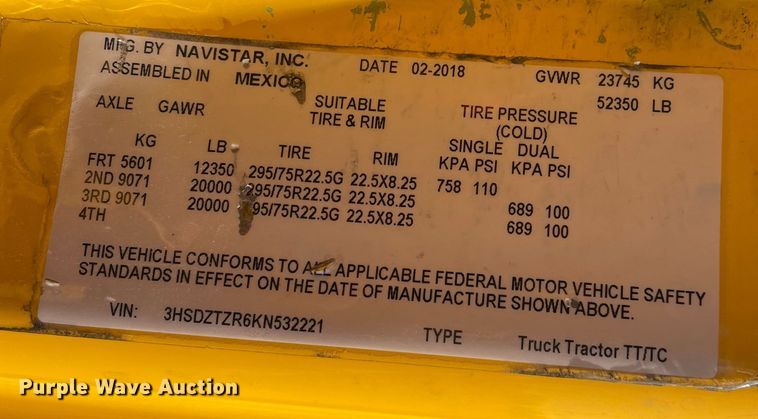 image for item LP9157 2019 International LT625  semi truck