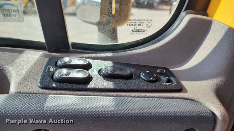 image for item LP9158 2018 Freightliner Cascadia 125 semi truck