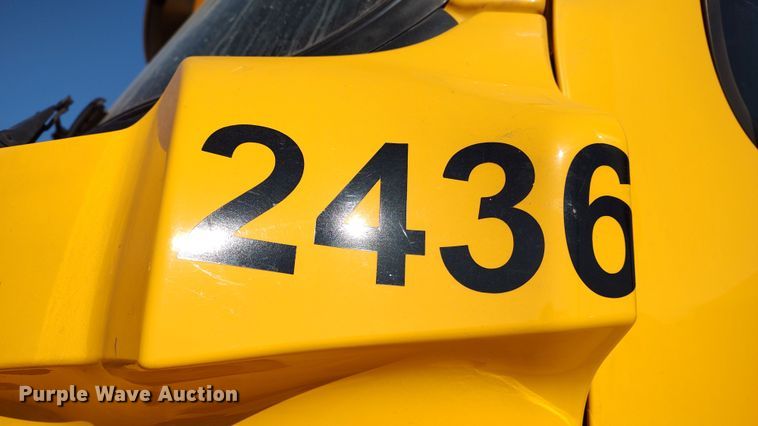 image for item LP9160 2018 Freightliner Cascadia 125  semi truck