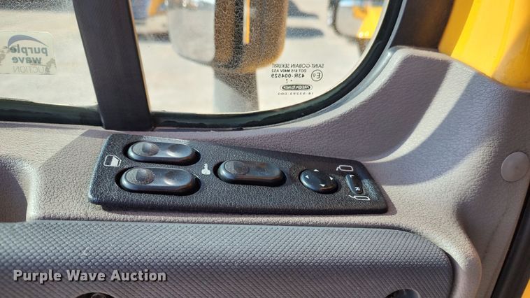 image for item LP9161 2018 Freightliner Cascadia 125  semi truck