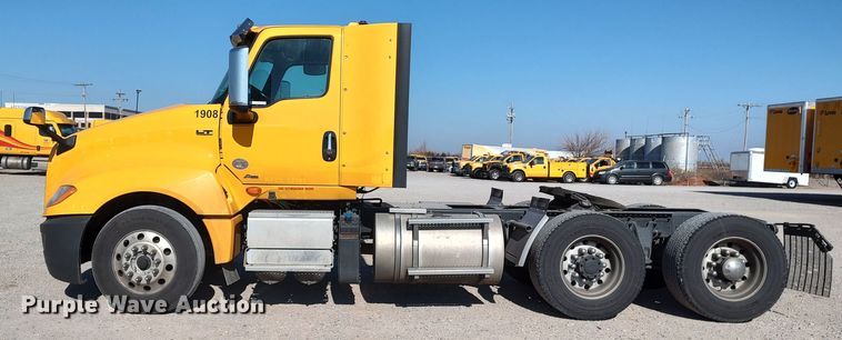 image for item LP9162 2019 International LT625  semi truck