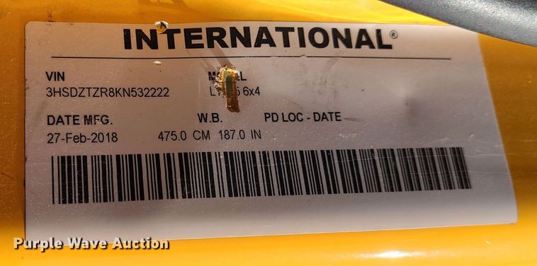 image for item LP9162 2019 International LT625  semi truck