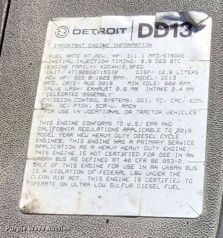 image for item LP9163 2020 Freightliner Cascadia 126  semi truck