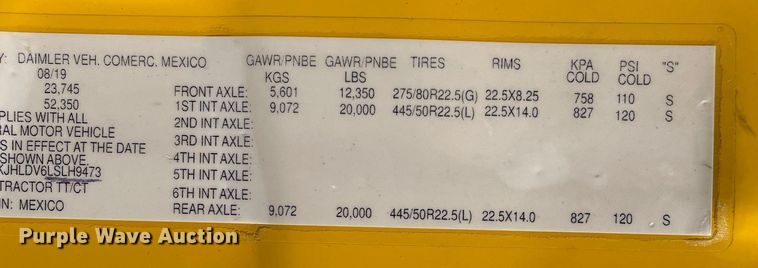 image for item LP9164 2020 Freightliner Cascadia 126  semi truck