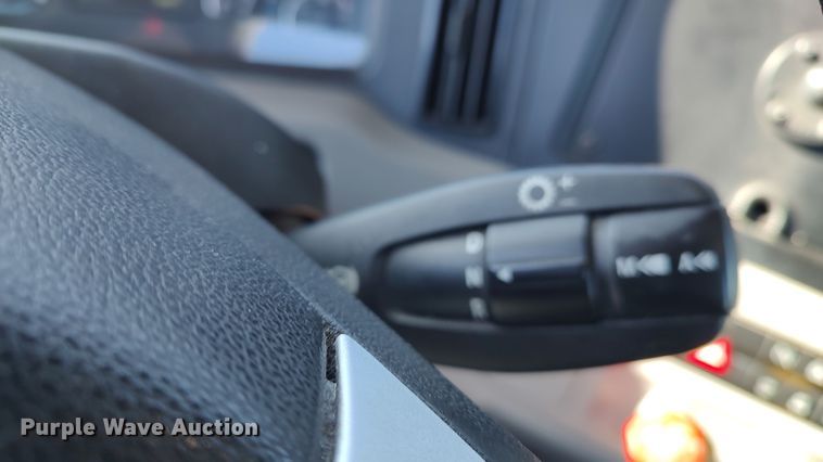 image for item LP9165 2020 Freightliner Cascadia 126  semi truck