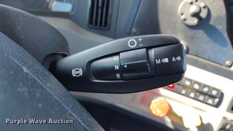 image for item LP9168 2020 Freightliner Cascadia 126  semi truck