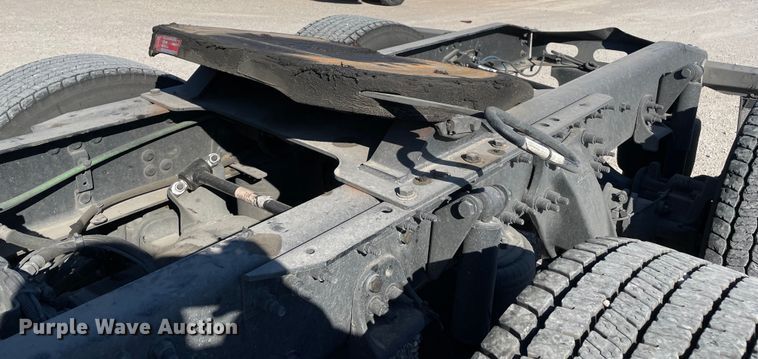 image for item LP9169 2018 Freightliner Cascadia 125  semi truck