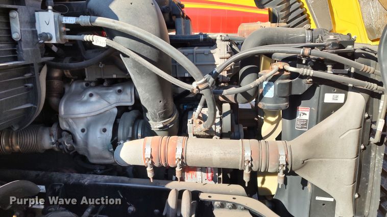 image for item LP9172 2018 Freightliner Cascadia 125  semi truck