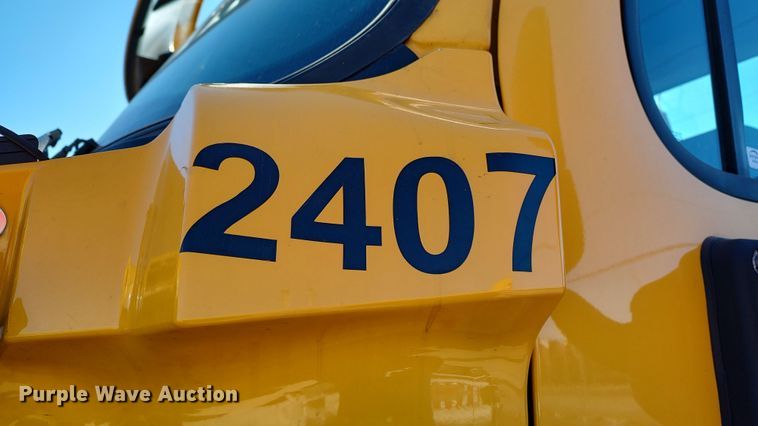 image for item LP9172 2018 Freightliner Cascadia 125  semi truck