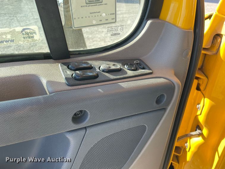 image for item LP9173 2017 Freightliner Cascadia 125  semi truck