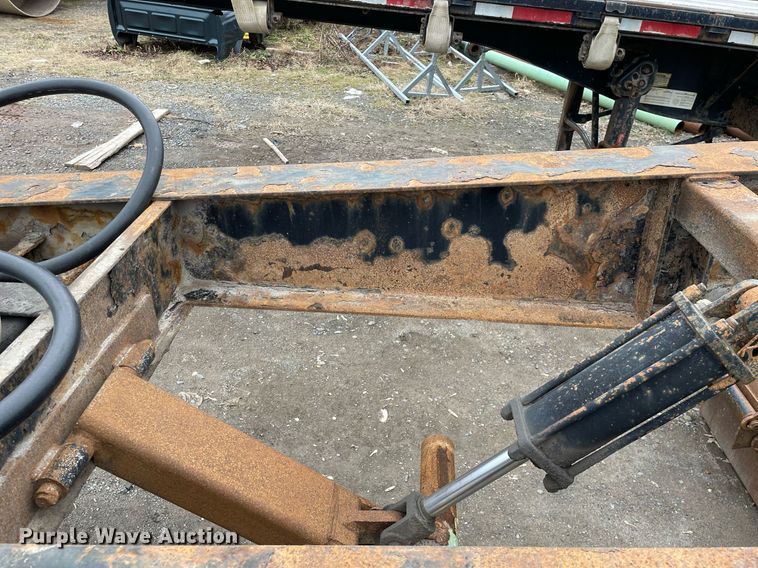 image for item MA9820 2013 Kaufman  lowboy equipment trailer