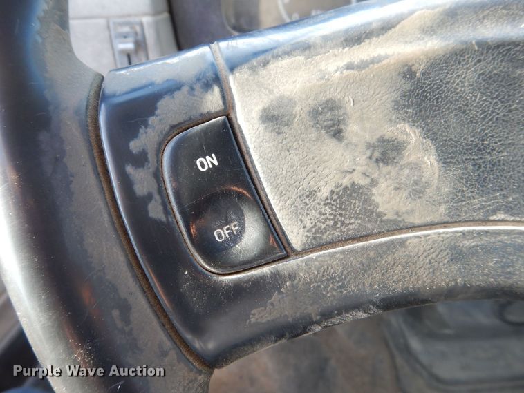 image for item MJ9973 2003 Sterling LT9500  truck cab and chassis