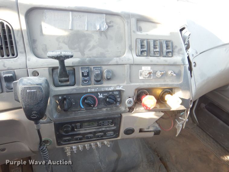 image for item MJ9973 2003 Sterling LT9500  truck cab and chassis