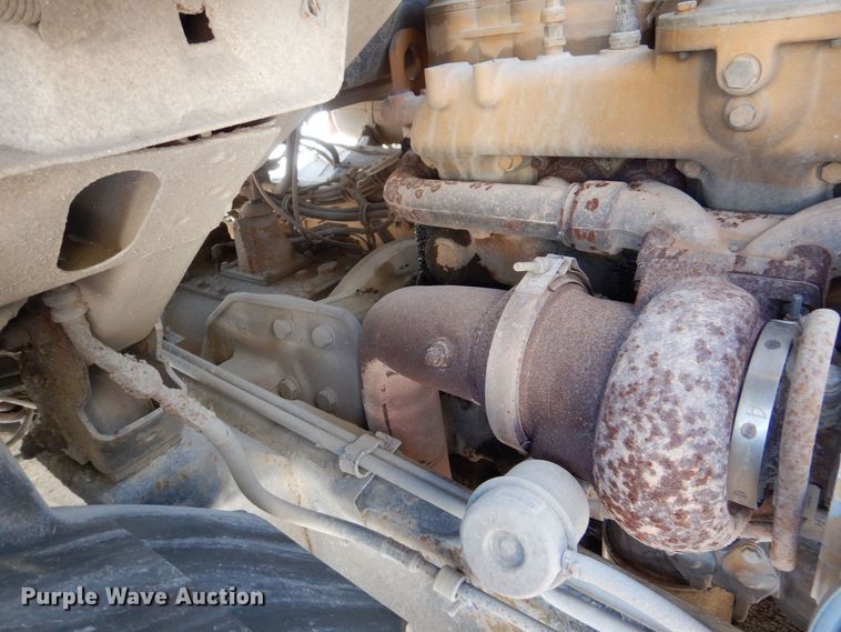 image for item MJ9973 2003 Sterling LT9500  truck cab and chassis